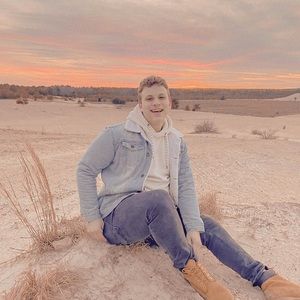 Meet your Posher, Colin